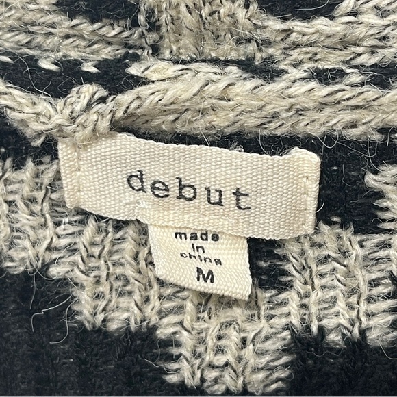 Debut Aztec Print Long Cardigan Duster Size Medium Style C10080 Soft - Picture 3 of 6